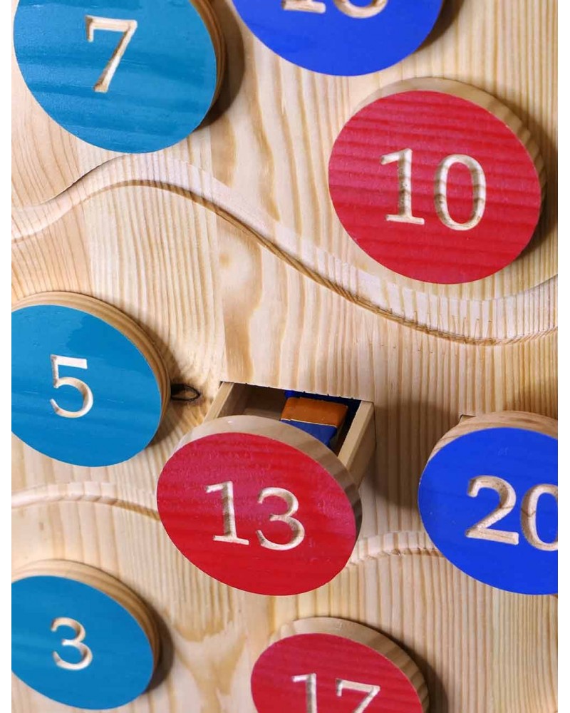 Calendrier De L Avent 2023 Bois Sapin En Bois Calendrier De L'avent. Une Superbe Création D'alsace